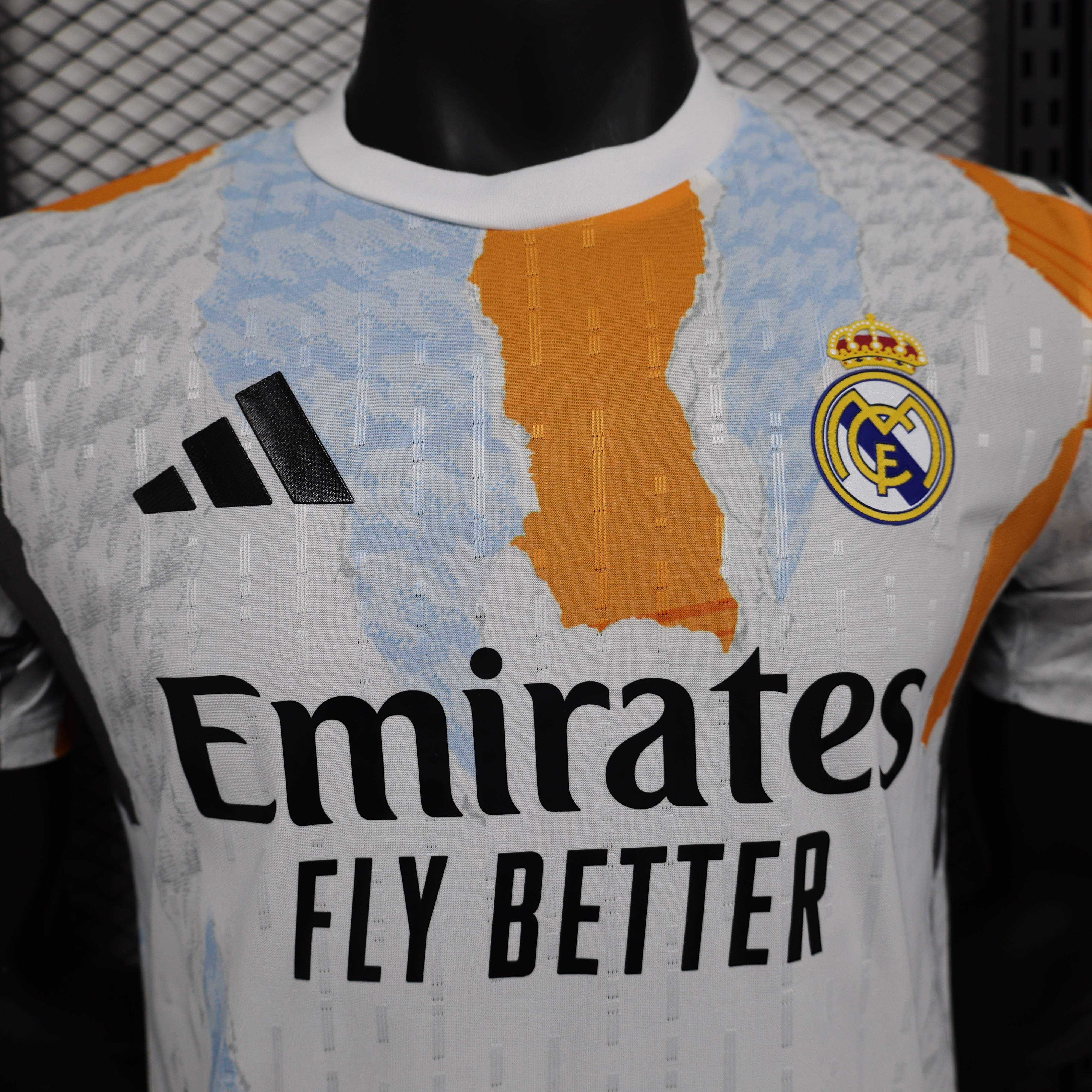 Real Madrid 2024/25 Training Jersey